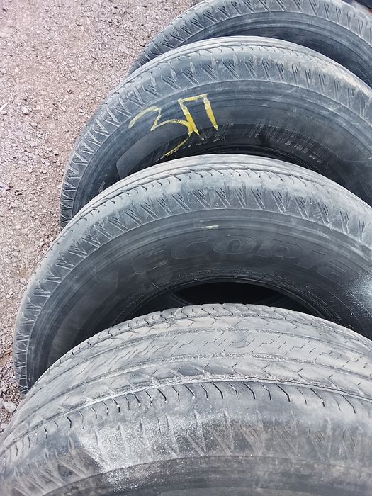 Продам шины Б/У 15,235,75.