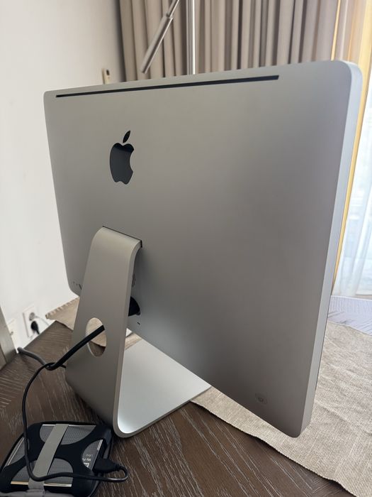 Apple iMac 21.5