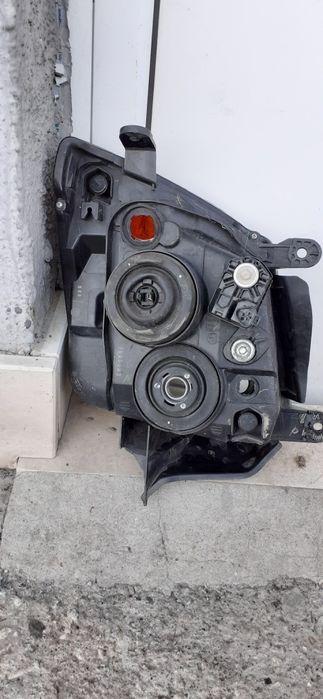 Isuzu-D-Max 2007-2012 Година Ляв Фар Оригинален Koyto Japan