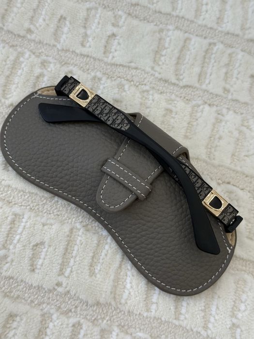 Чехлы для очков кожа