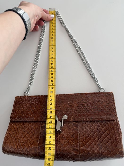 Geanta din piele de şarpe