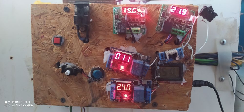 Инкубатор 120 яйц