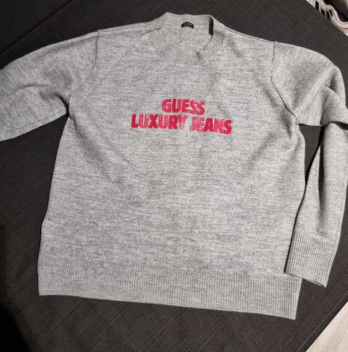 Пуловер Guess размер L