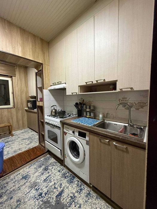 Коракамиш 3 хона яхши ремонт Тансикбой бозорча олдида Туркистон олдида