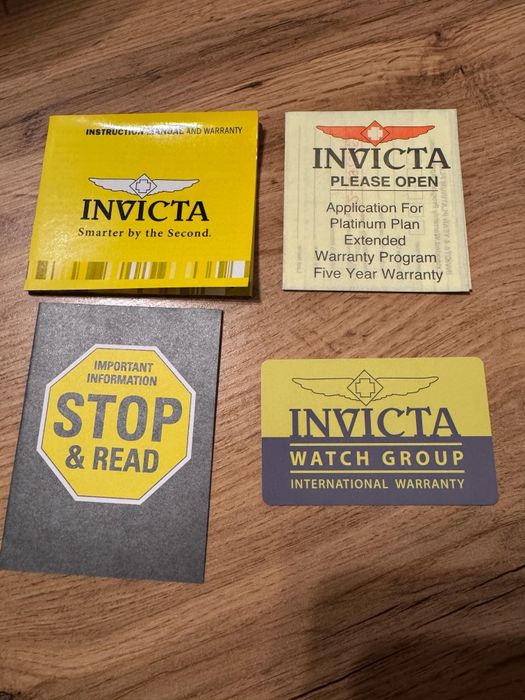 Произведен в Швейцария Часовник Invicta без забележки коледен подаръ