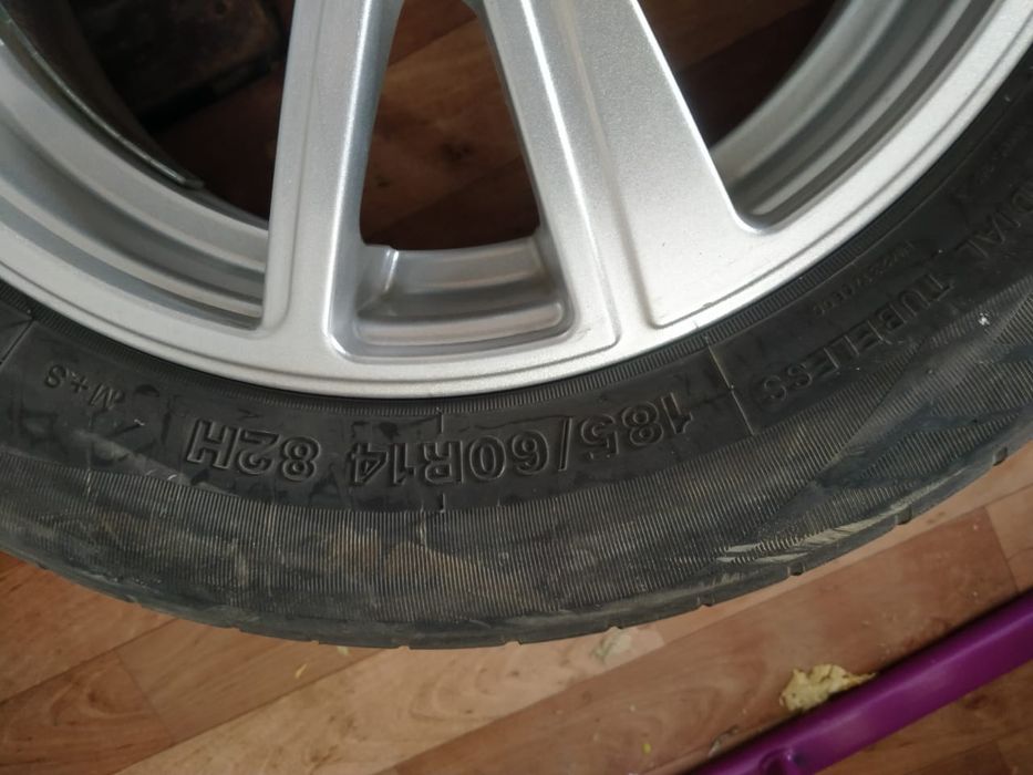 Продам шины в комплекте с дисками