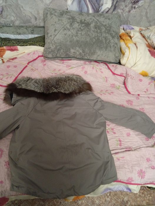 Продам  куртку зимнию