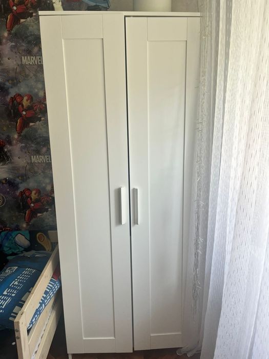 Продам шкаф, комод, стол