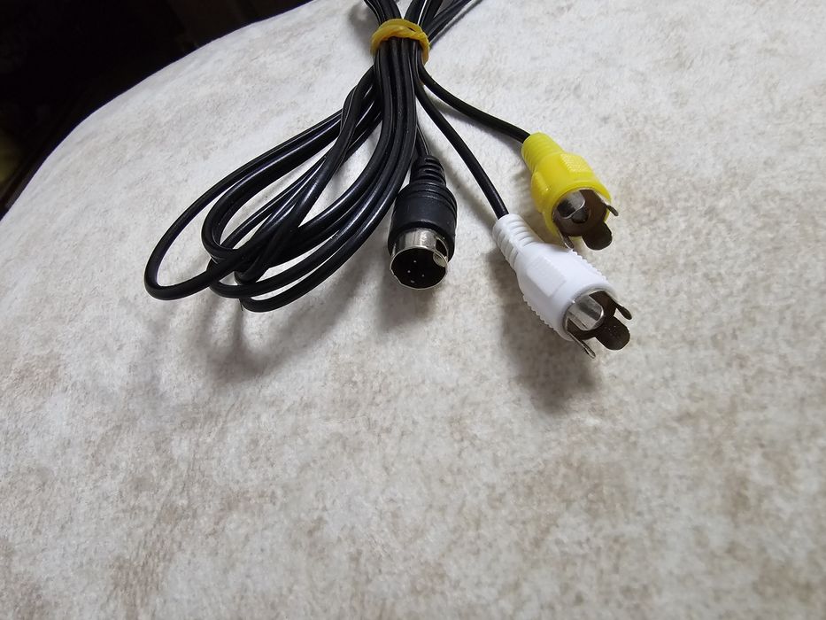 Зарядки на телефон, провода