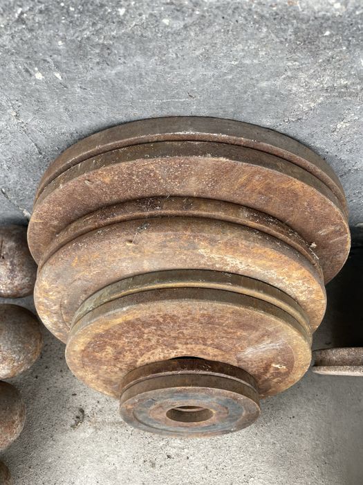 Гири, гантели, блины от штанги.