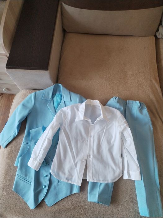 Детски официален костюм за момче