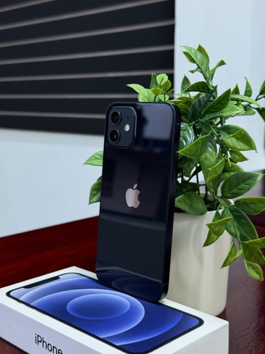 Iphone 12  srochna sotiladi!