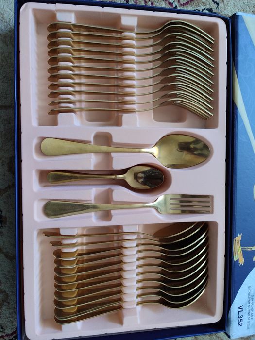 Продам набор ложек