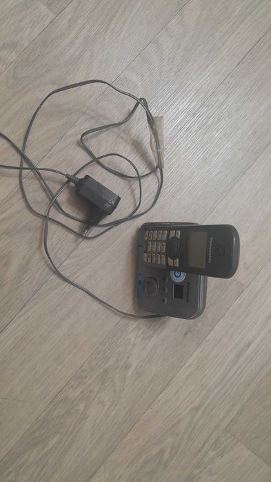 продам радиотелефон на запчасти