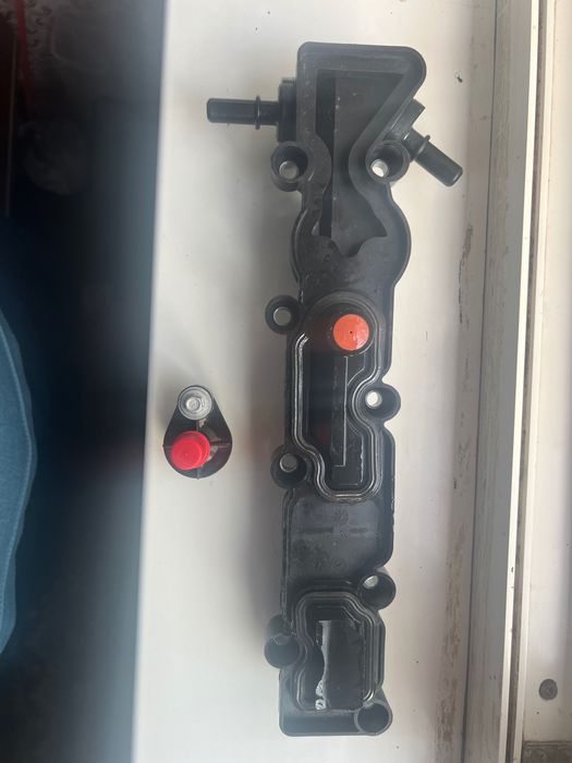 Сапун клапан и клапан крышка от Каптива 5