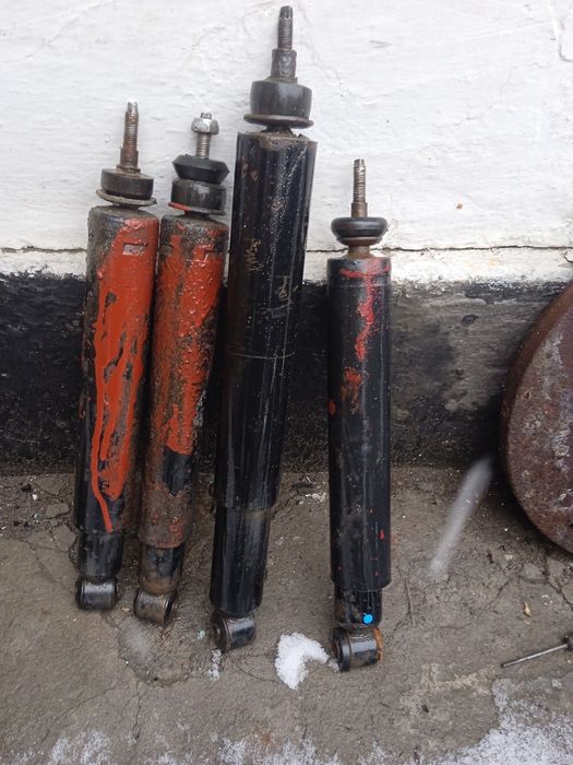 Амортизаторы Опель Мерседес