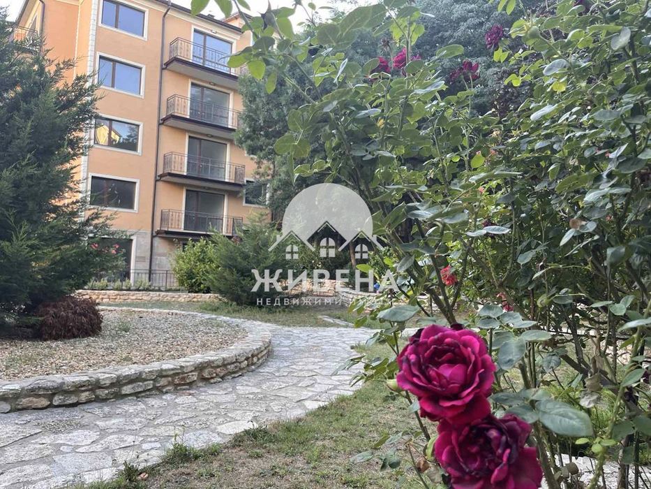 Продава 3-стаен апартамент, До ключ, к.к. Св.Св. Константин и Елена