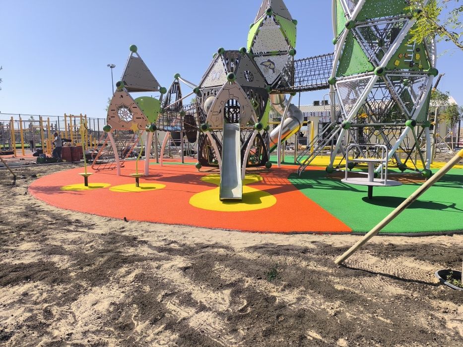 Резиновый покрыть  другой спорт устройство rezina qoplamalar