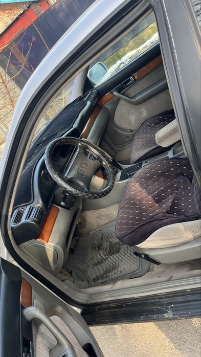 Продам Audi C4,2.8