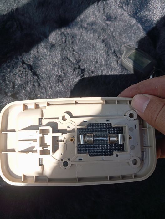 Продам Плафон в салон авто