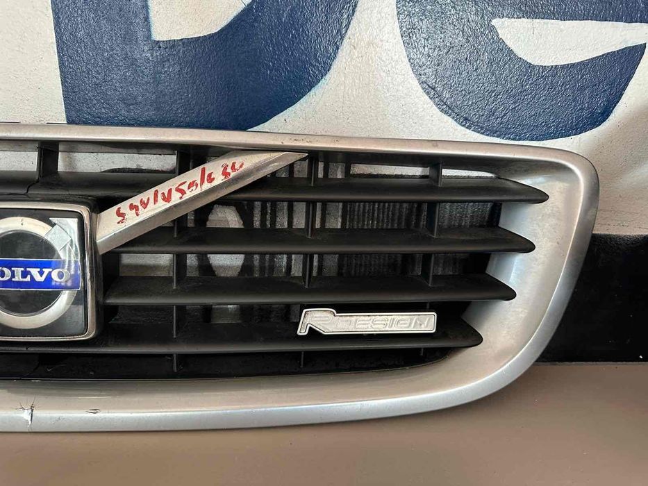 Grila bara fata Volvo S40 V50 R-Design 30744915, 30744918, 30744914