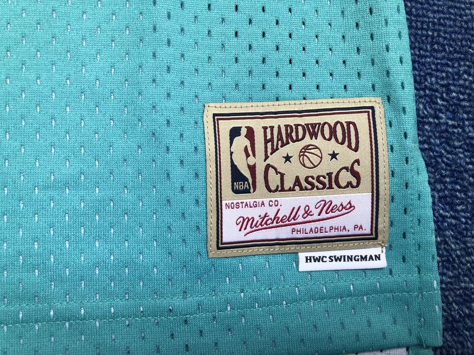 Mitchell & Ness NBA Vancouver Grizzlies 1998-99 Mike Bibby Jersey