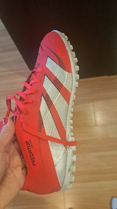 Vând ghete fotbal ADIDAS teren sintetic, marimea 42