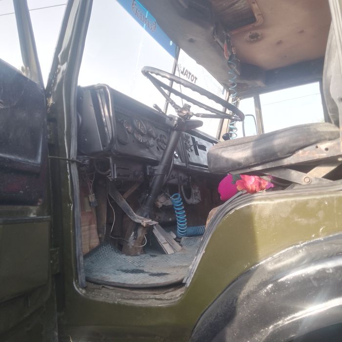 KAMAZ kabina sotiladi