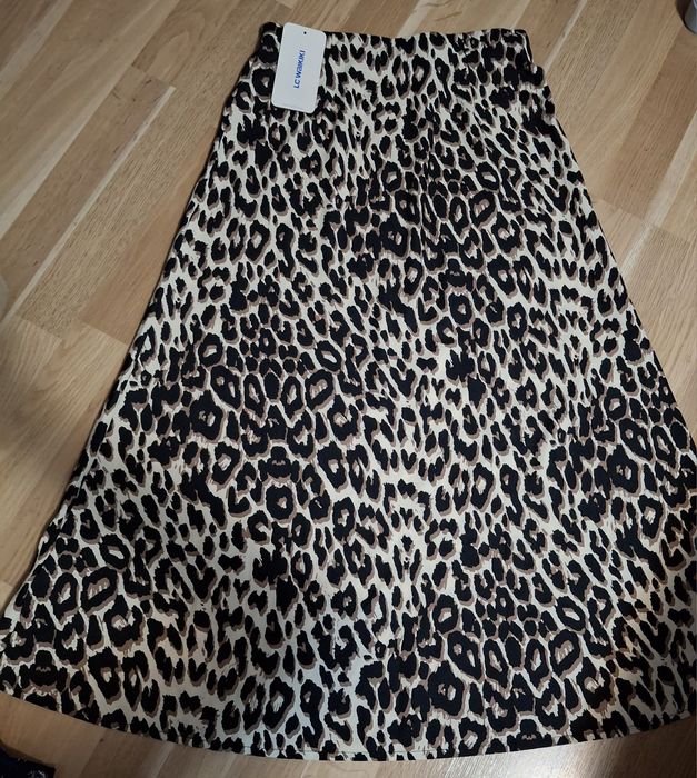 Fusta noua animal print marimea S