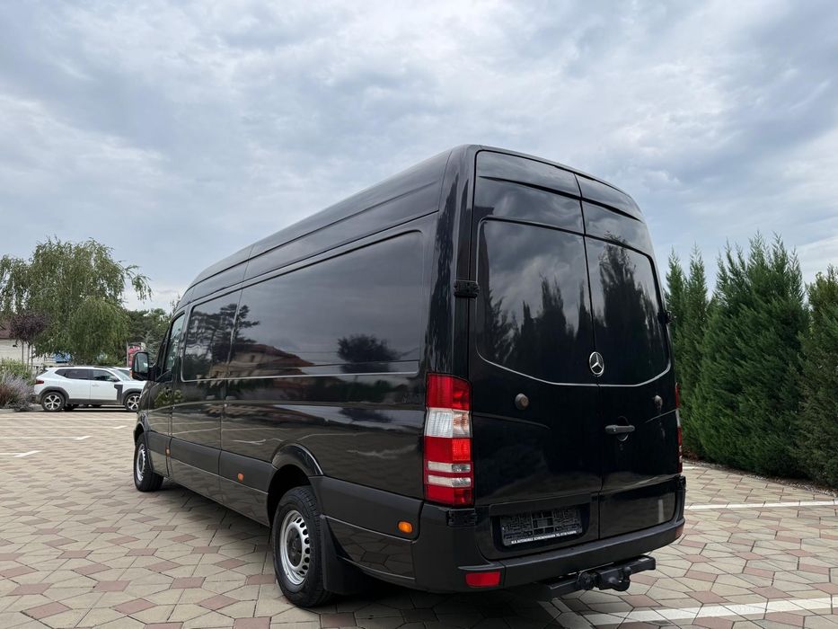 Mercedes sprinter 319 maxi