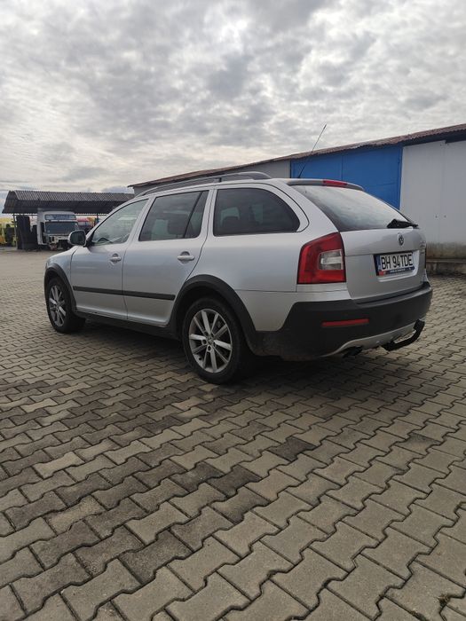 SKODA Octavia 2013 — imagine 4