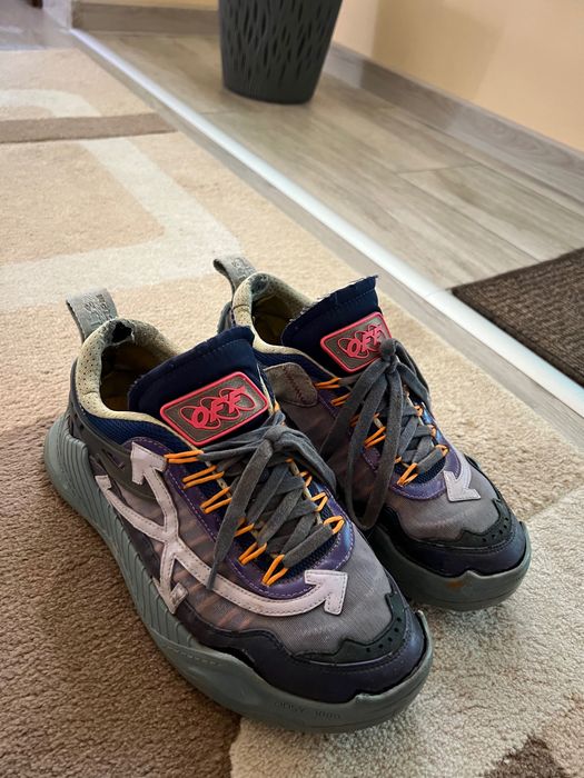 Vand Off White Odsy 1000