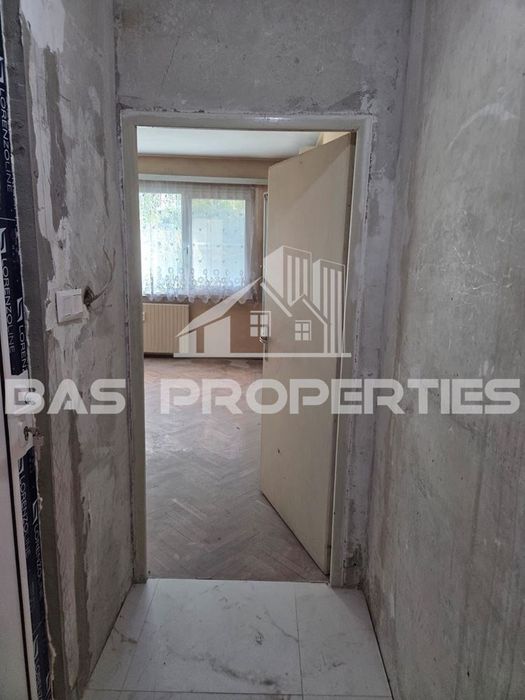Продава се Тристаен апартамент в София, Стрелбище - 85 кв.м за 3242 €/кв.м - Снимка #9