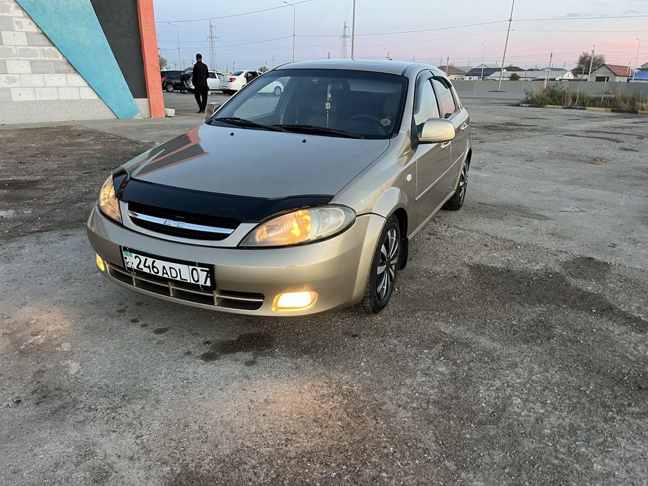 Продам шевролет ласети 2010г.в,автомат,