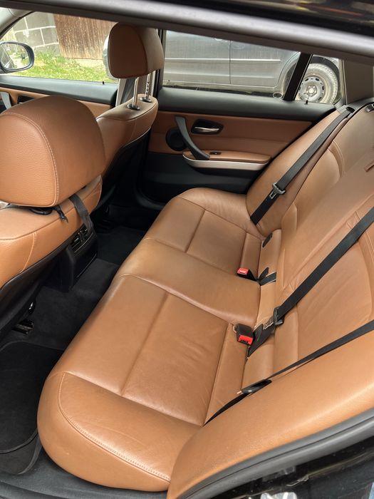 BMW 3 Series 2010 — imagine 5