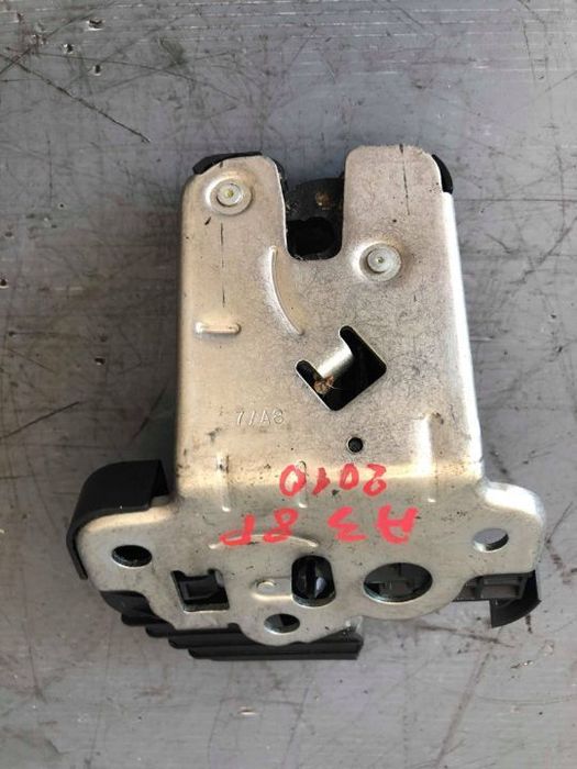 broasca iala haion audi a3 8p hatchback sportback 4 usi