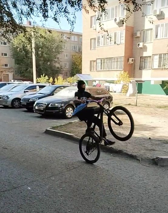 Продам велосипед дерт 24 колеса читайте описание