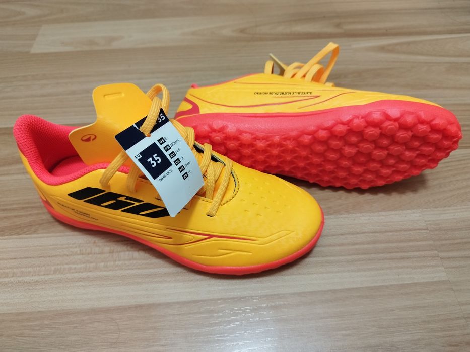 Balerini  , adidasi Nike Adidas  ,  ghete fotbal 32 33 34 35 38