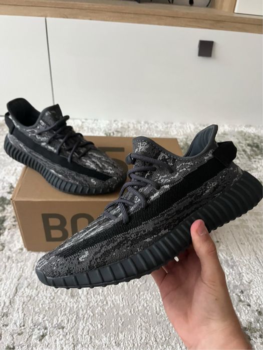 Adidas Yeezy 350V2 Dark Salt