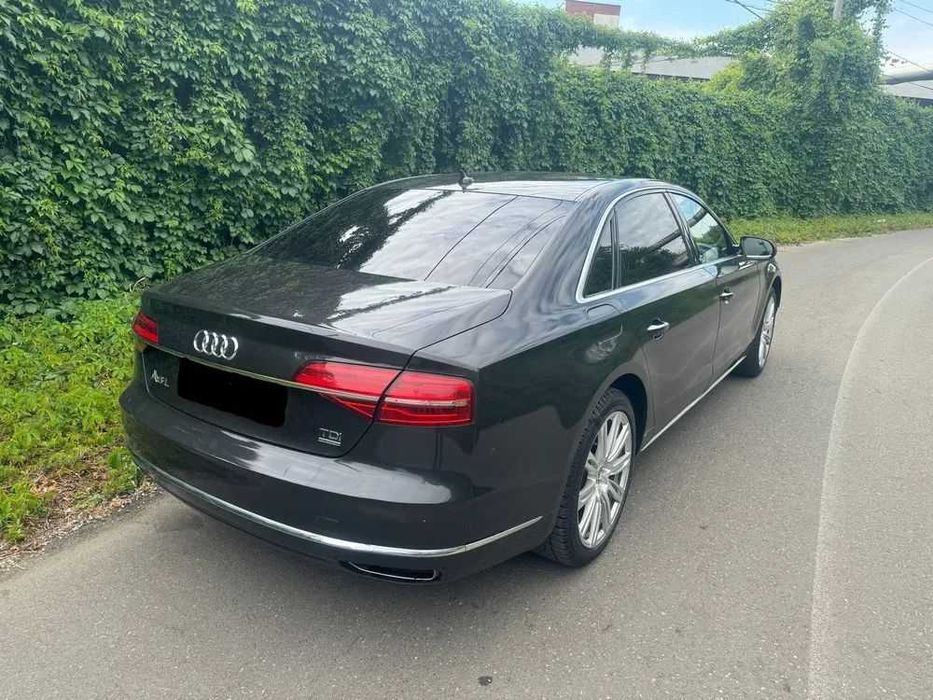 Dezmembrez Audi A8 D4 2016