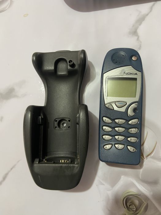телефон Nokia 5110