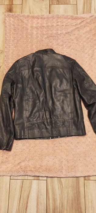 Vând geacă de piele naturala Gypsy