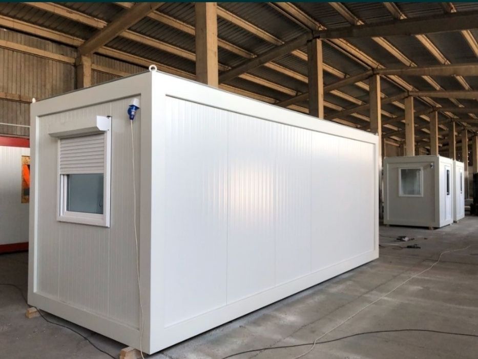 Container Tip Vitrina