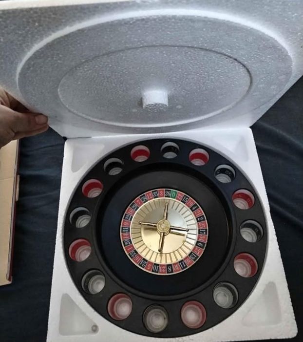 Рулетка и игра с чашки за шотове