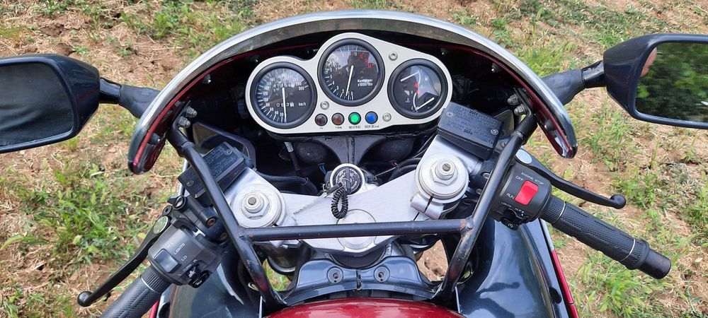 Kawasaki ZX9R ZXR 900