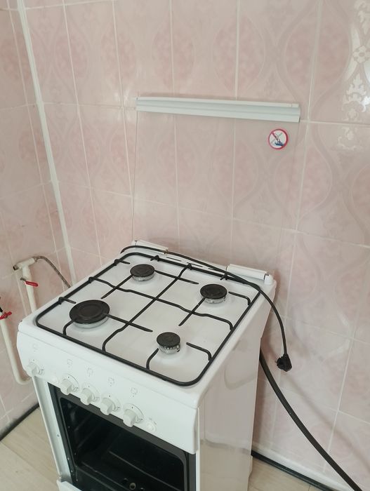 Срочно продам газ. плиту