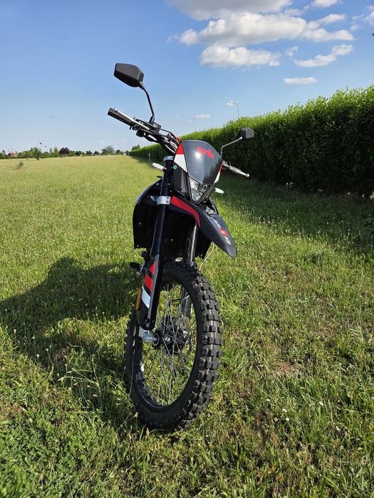 Motocicleta Aprilia rx 125
