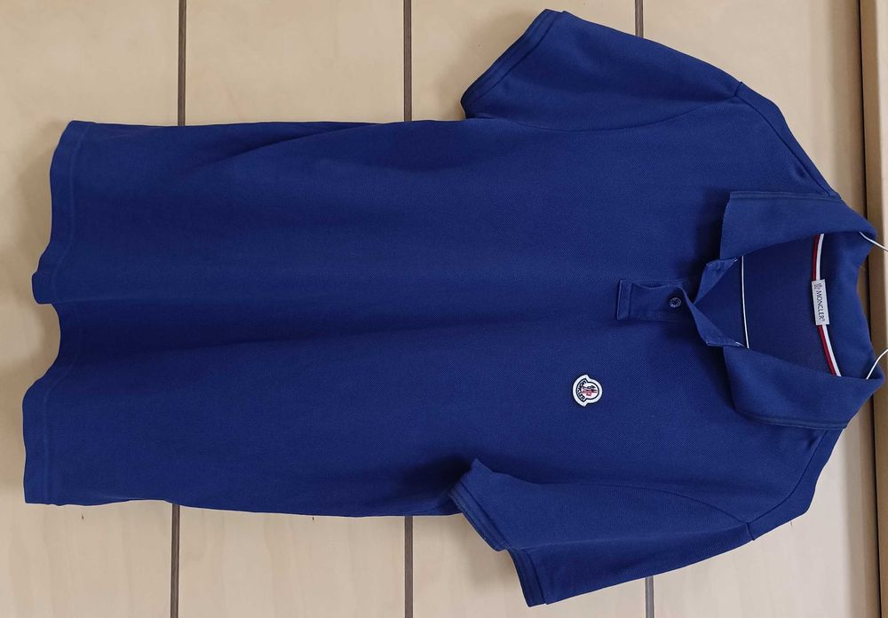 Moncler-Много Запазена