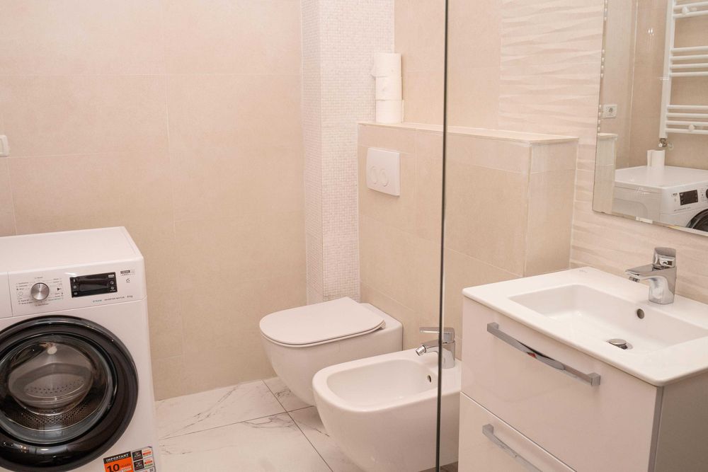 Chirie apartament 3 camere, bloc nou, zona Spital Judetean Oradea