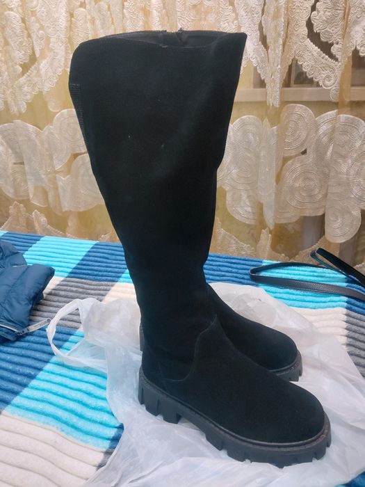 Продам сапоги женские зимние натуральная замша